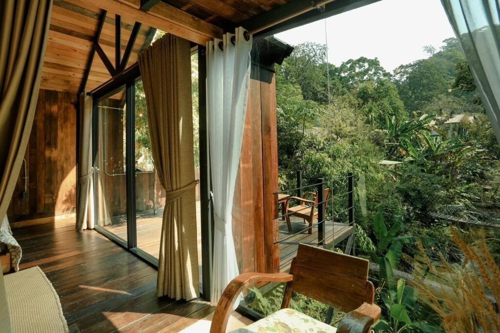 Wilderness Treehouse Villa Doi Saket Exterior foto